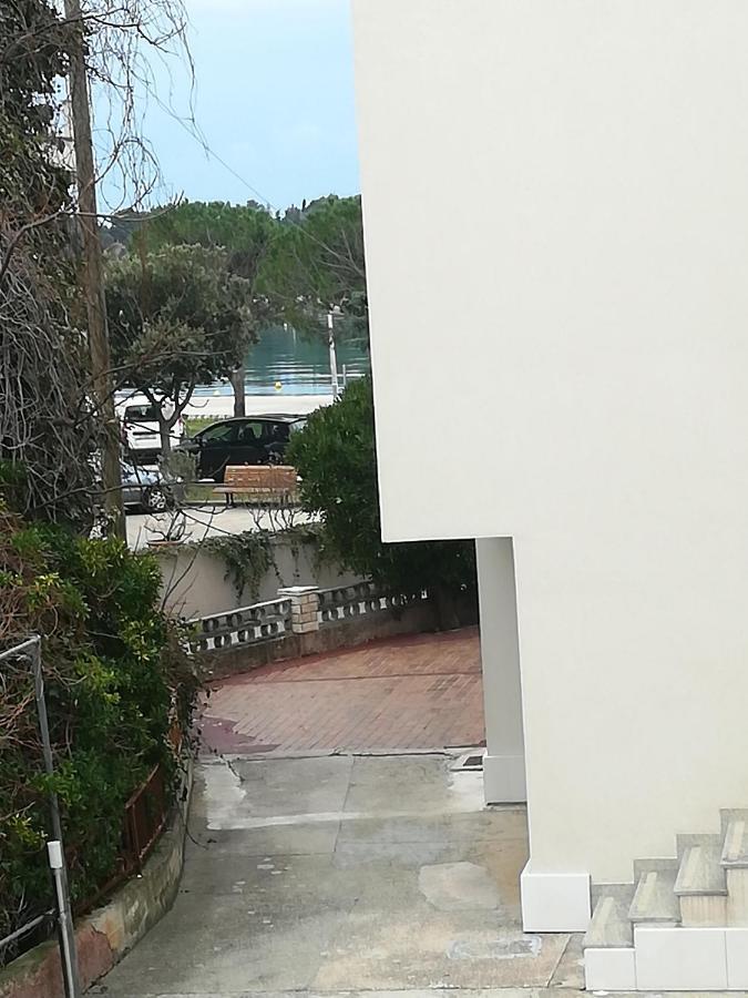 Apartments By The Sea Novalja, Pag - 17973 Exterior foto